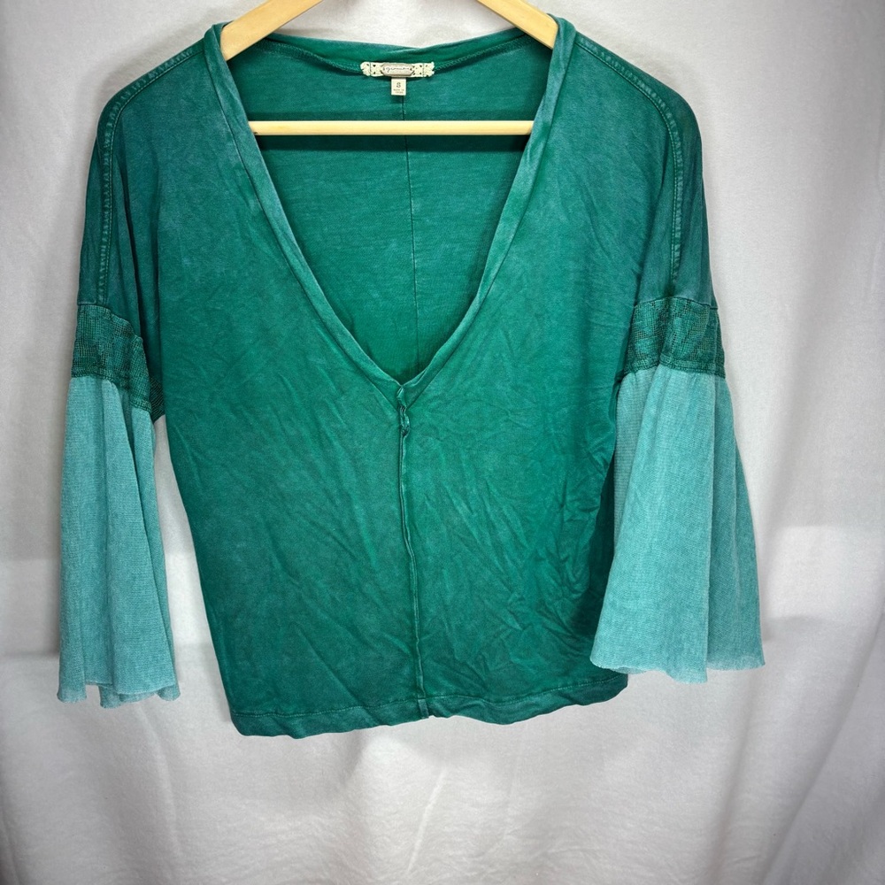 Gimmicks BKE Ombre Bell Sleeve V Neck Top Green‎ Teal Women's Size S